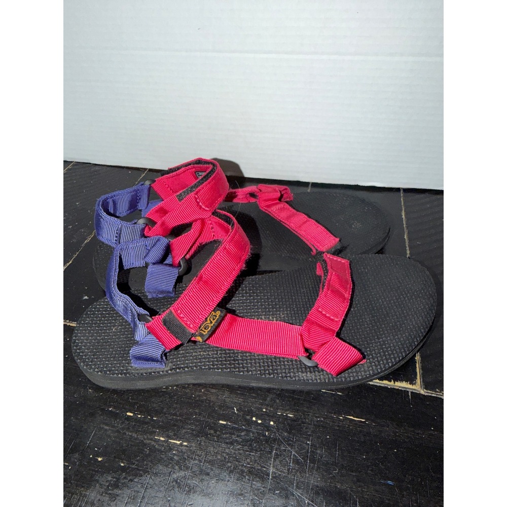 Women's Teva Sandals Size 9